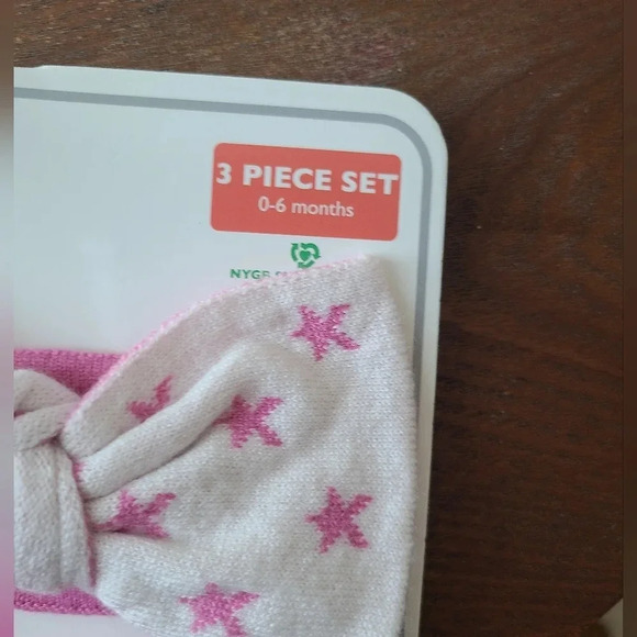 NWT NYGB 3 Piece Baby Set with Bow, Socks and Lovey, Baby Girl Pink - Picture 2 of 4